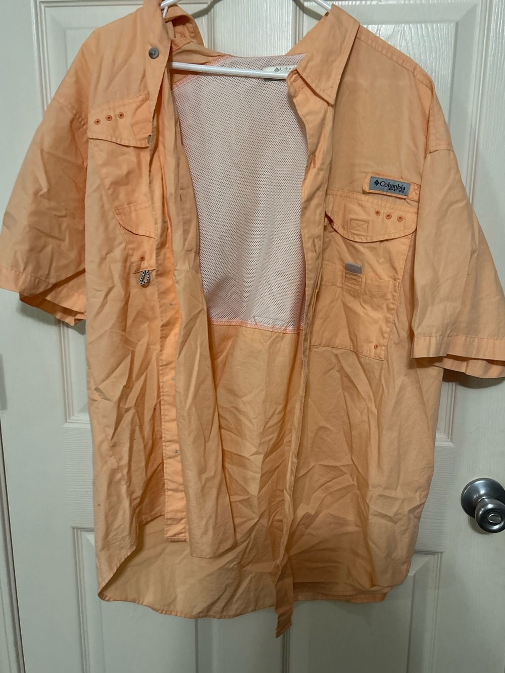 Columbia Peach Short-Sleeve Lightweight Fishing Shirt